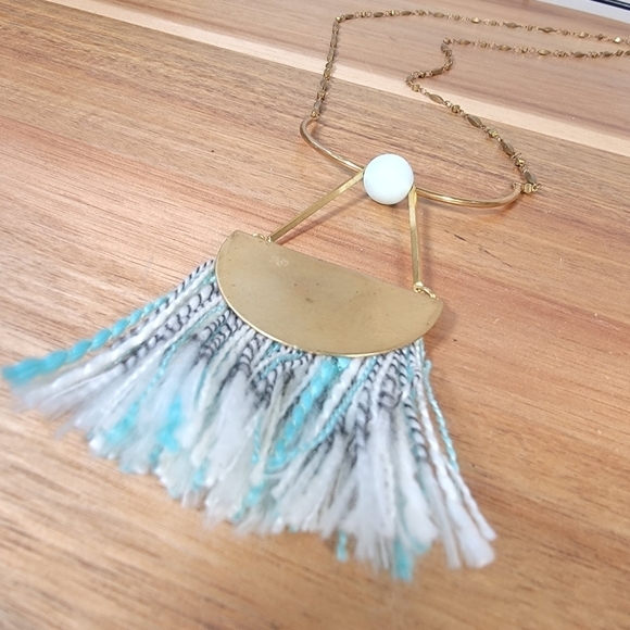 Bou Cou Long Boho Necklace Gold Tone thin chain with Yarn Fan Tassel - Picture 11 of 17